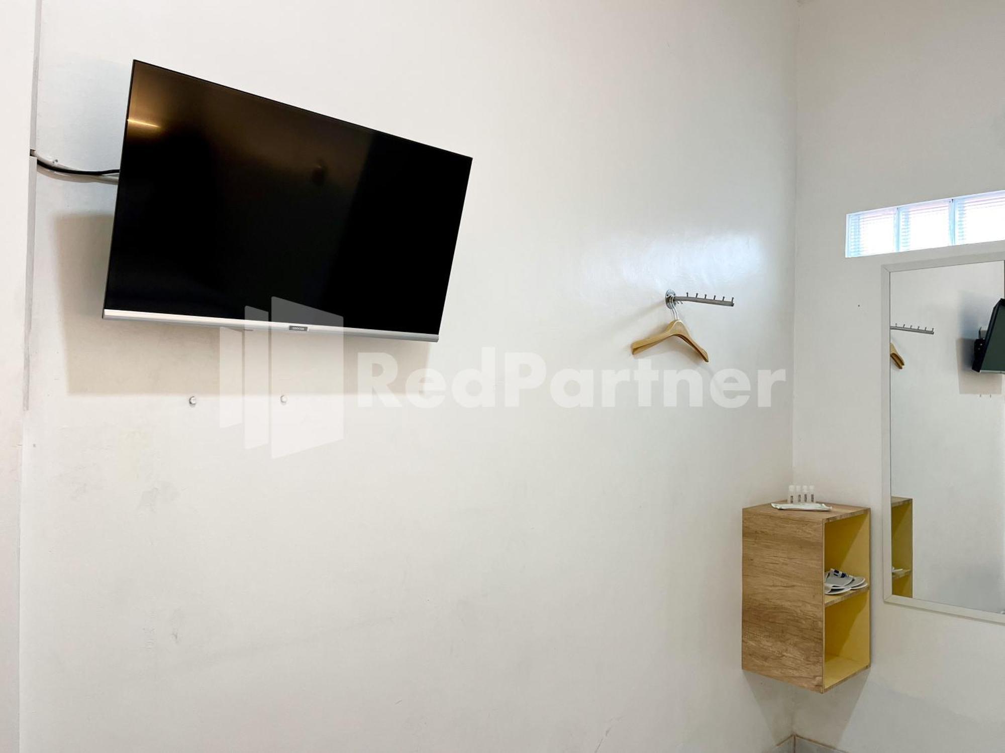 D Palma Near Lokananta Manahan Mitra Reddoorz スラカルタ エクステリア 写真